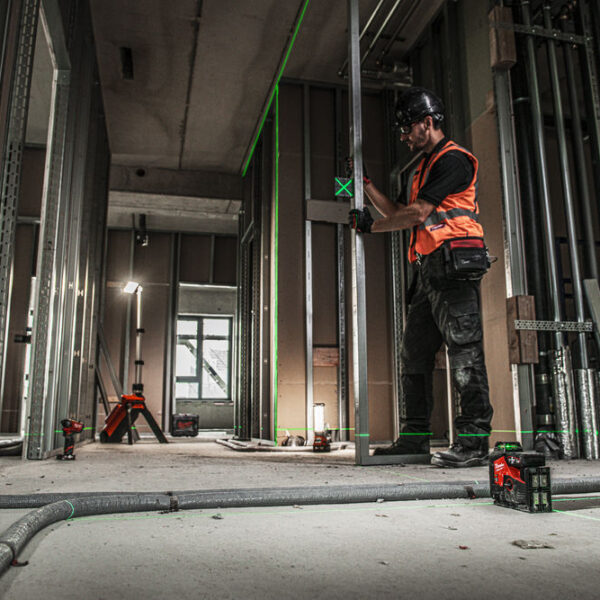 M12™ _3PL-401C 360° _prasino_leizer_3on_epipedon_skalosies_kronos4