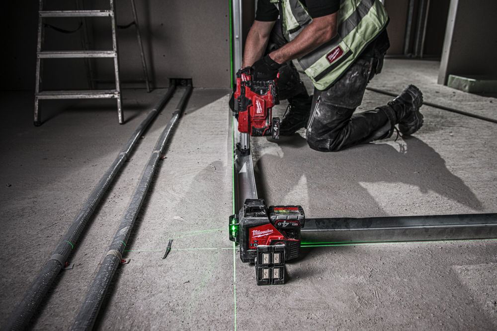 M12™ _3PL-401C 360° _prasino_leizer_3on_epipedon_skalosies_kronos6 M12™ _3PL-401C 360° _prasino_leizer_3on_epipedon_skalosies_kronos6